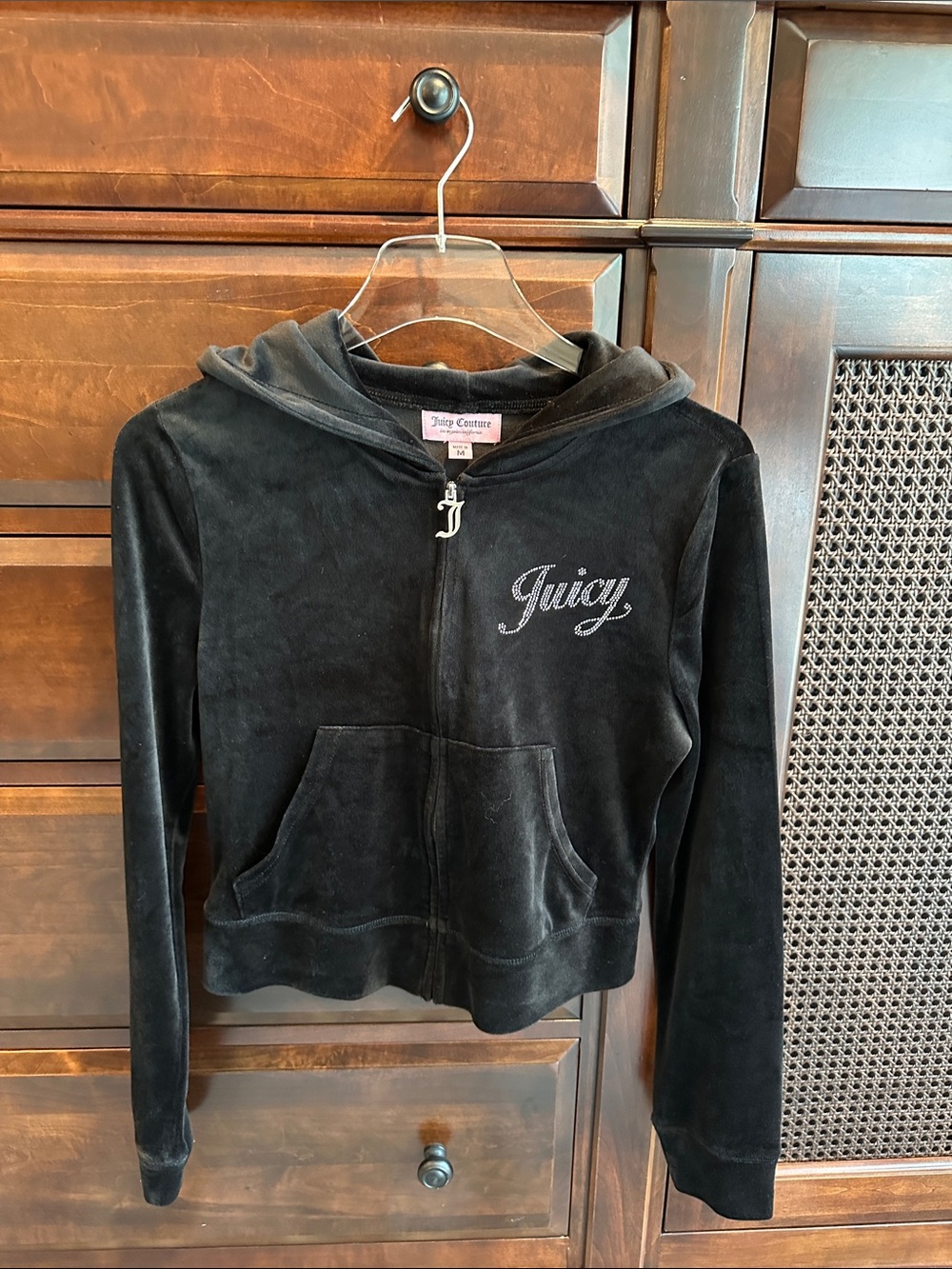 JUICY COUTURE Velour Hoodie Front Logo Black SIZE MEDIUM NEW WITHOUT TAGS